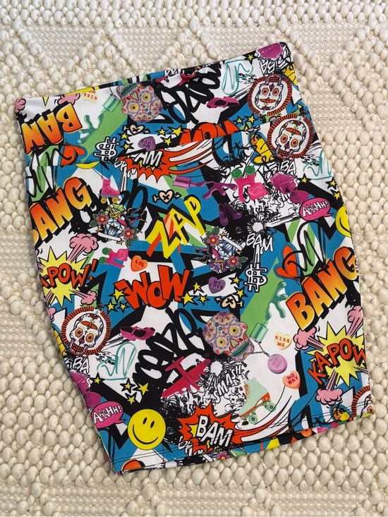 torrid Dresses & Skirts - NWOT Torrid Graphic Comic-Print Scuba Pencil Skirt Size 2 (2x)